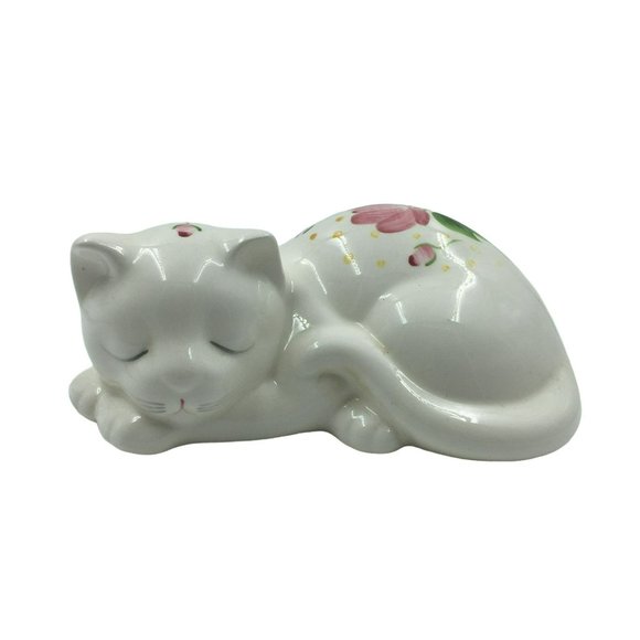 Sleeping kitten figurine Vintage hand painted white pink flowers floral cat shel - Picture 1 of 8